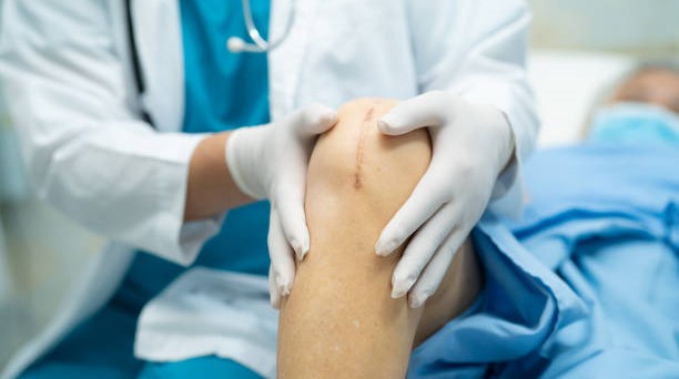 joint replacement surgeon